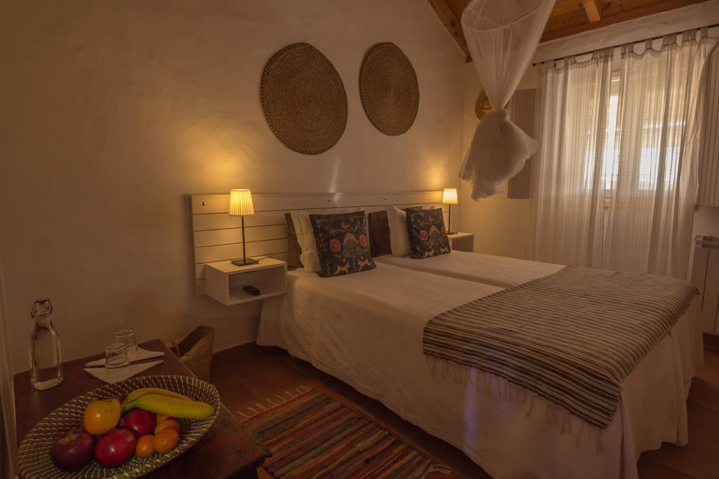 Bed and Breakfast Cerca Do Sul à São Teotónio Extérieur photo